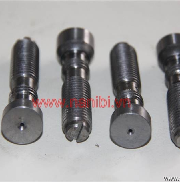 VÍT ĐIỀU CHỈNH KHE HỞ NHIỆT CW